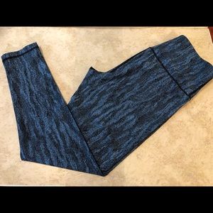 Kirkland signature activewear leggings